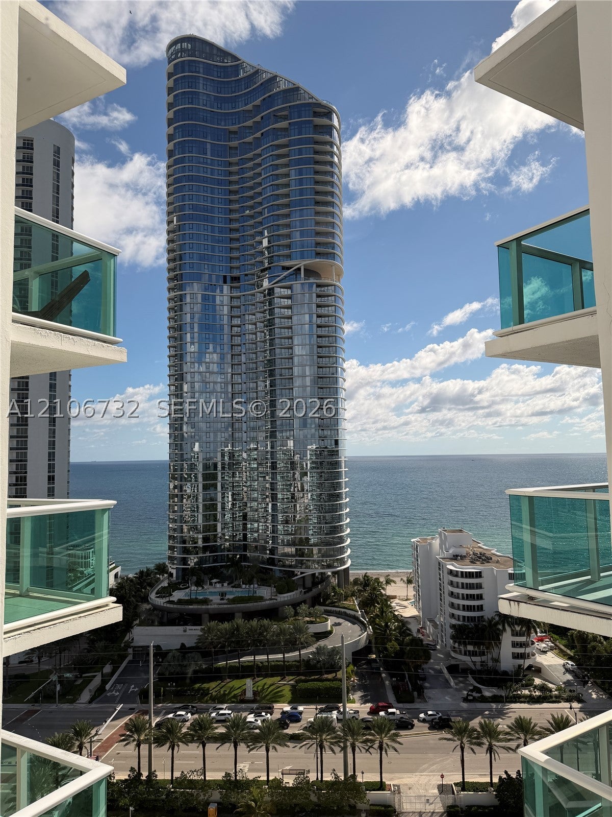 100 Bayview Dr 2108