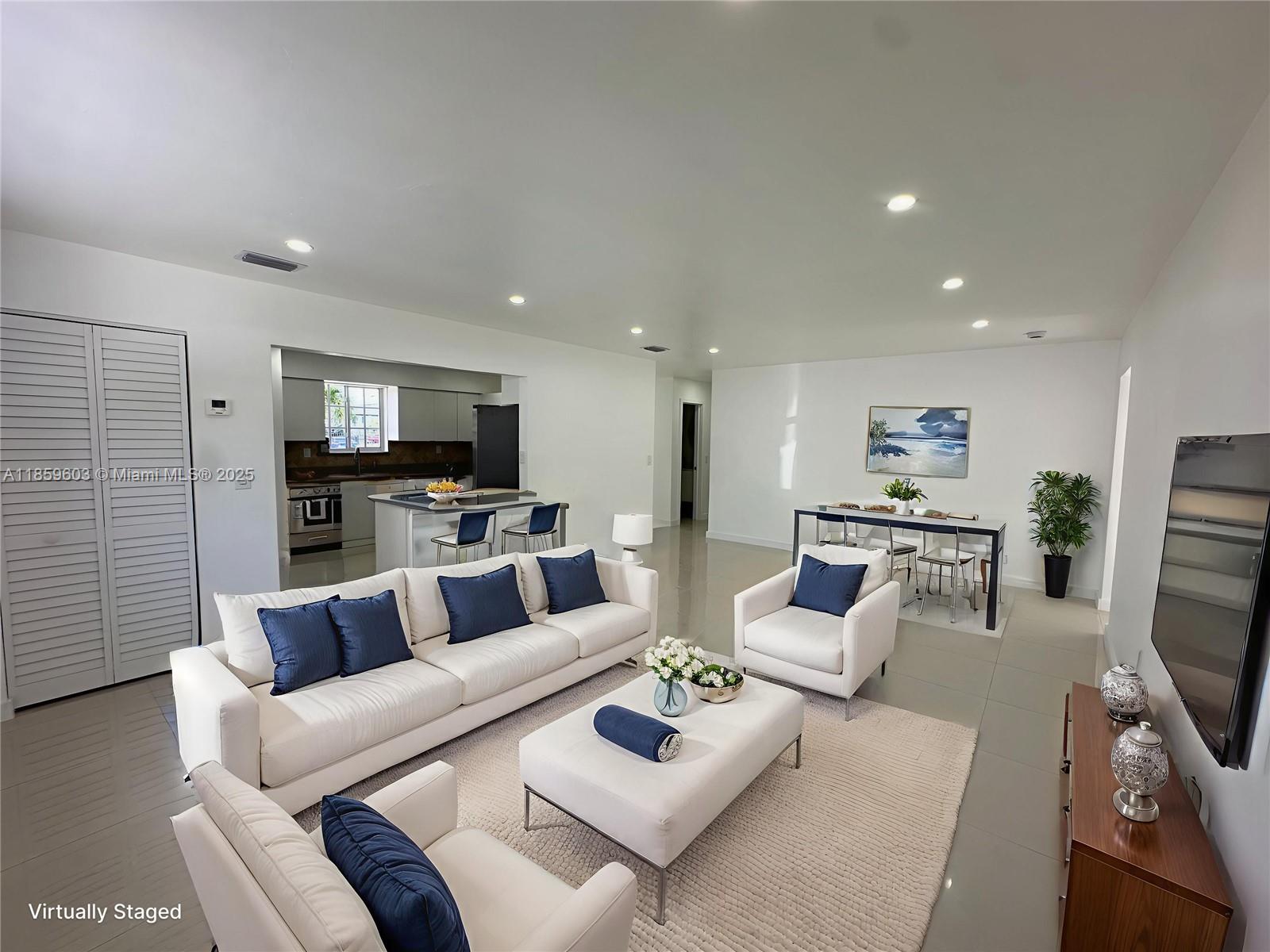 620 W 70th Pl