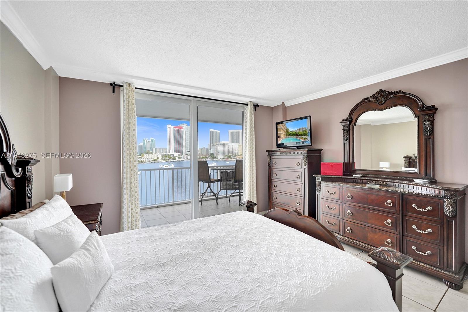 PARADISE TOWERS CO-OP - Residential