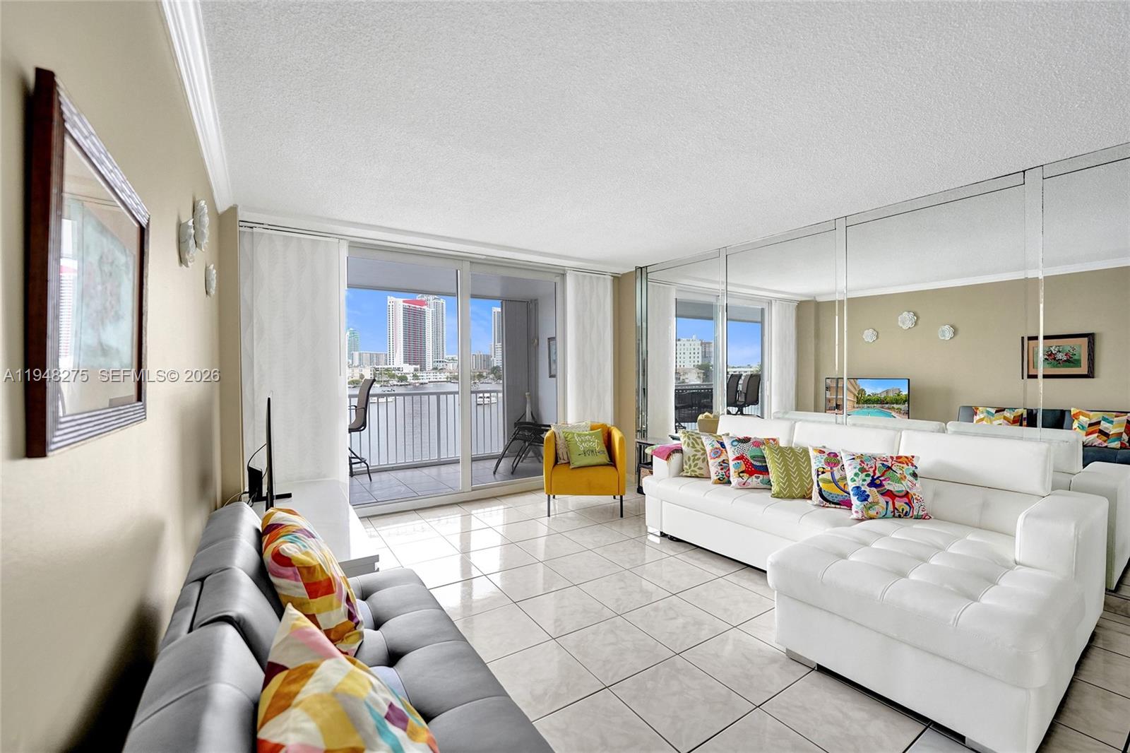 PARADISE TOWERS CO-OP - Residential