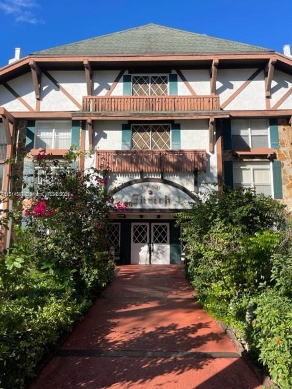 Photo of 3750 Inverrary Dr #2G, Lauderhill, FL 33319 (MLS # A11514347)