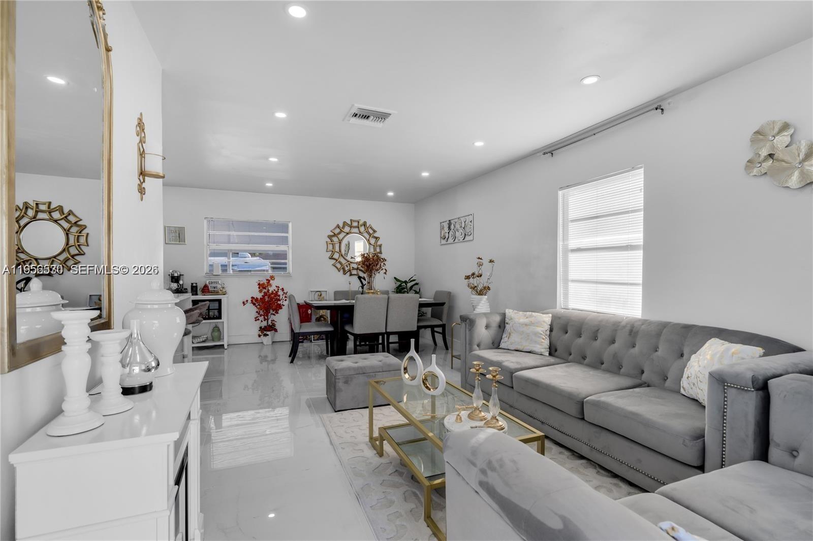 ELM PARK - Residential