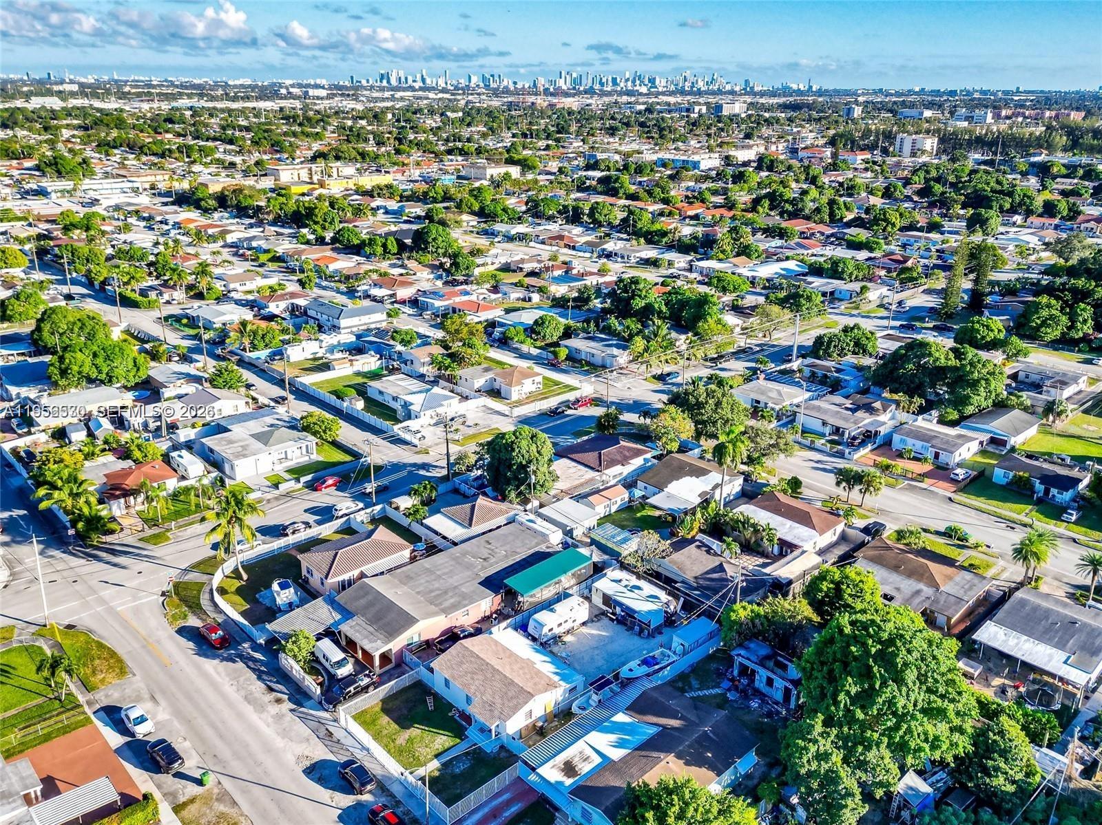 ELM PARK - Residential