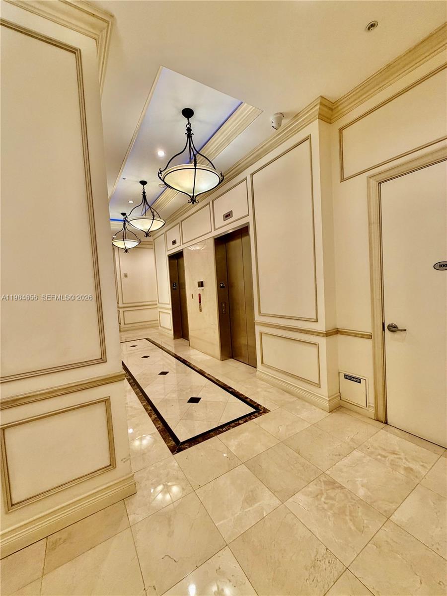 THE PONCE TOWER CONDO - Residential