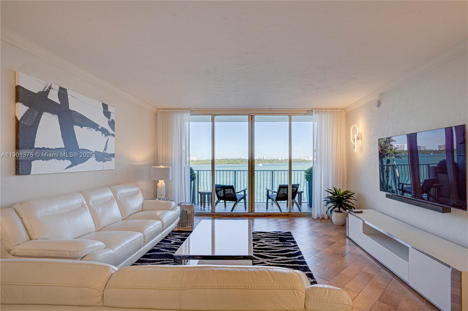 ISLAND POINTE CONDO - Residential Lease