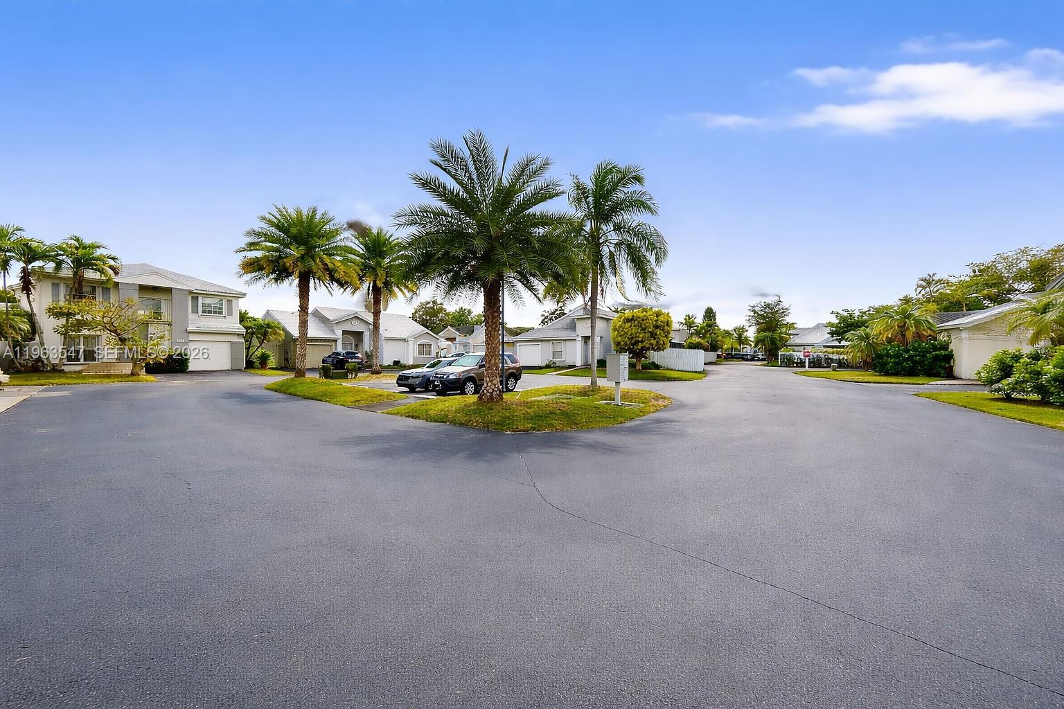CORAL CREEK - Residential