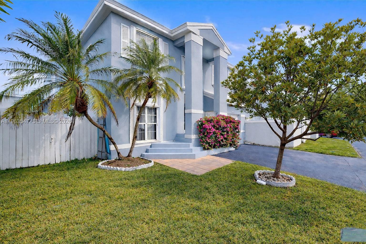 CORAL CREEK - Residential