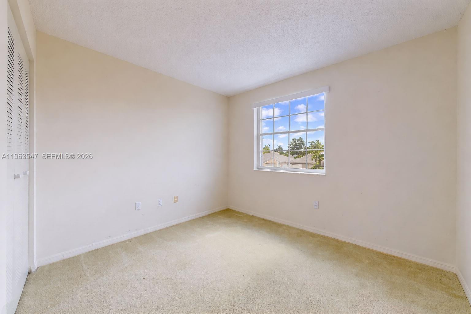 CORAL CREEK - Residential