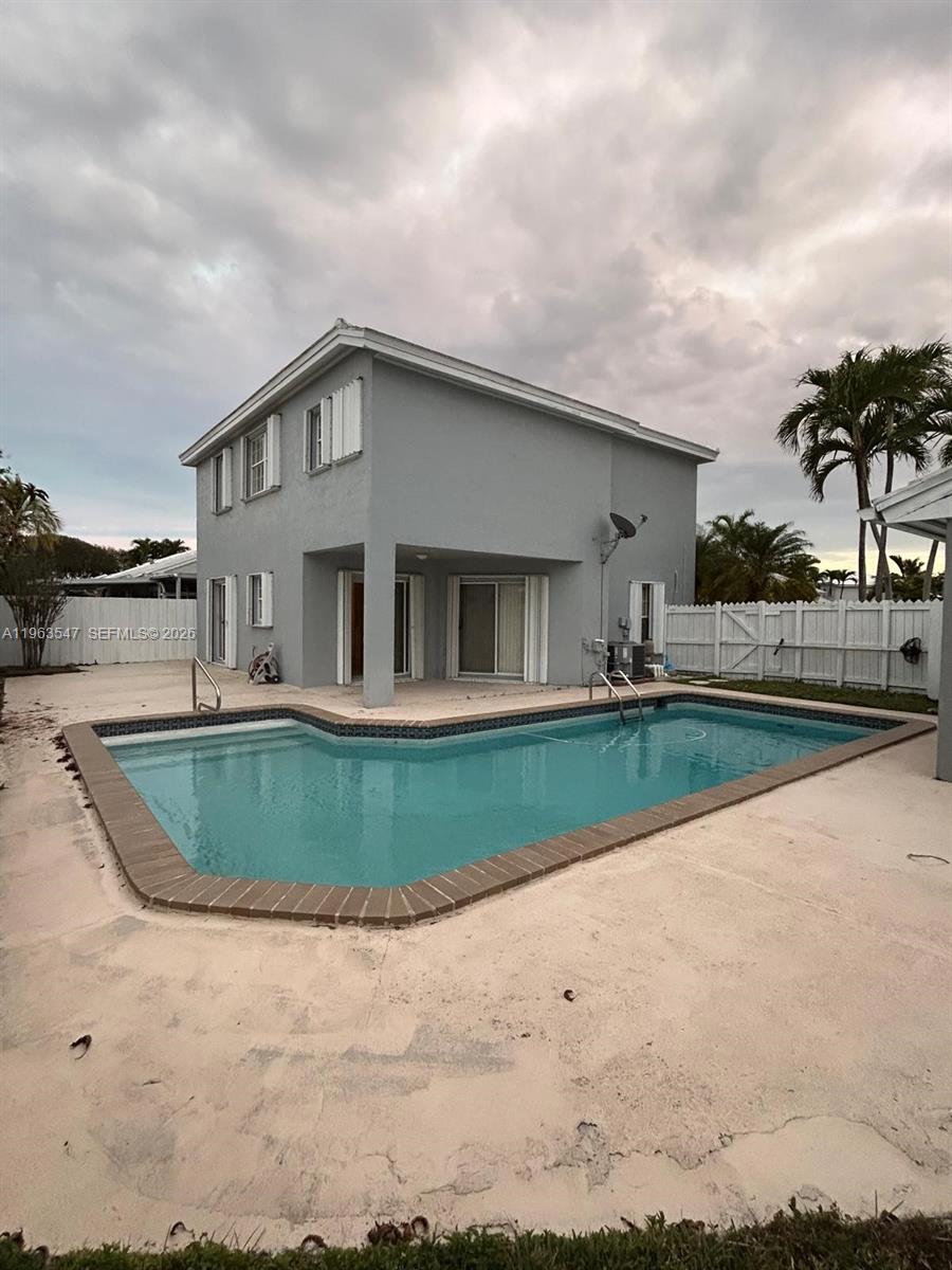 CORAL CREEK - Residential