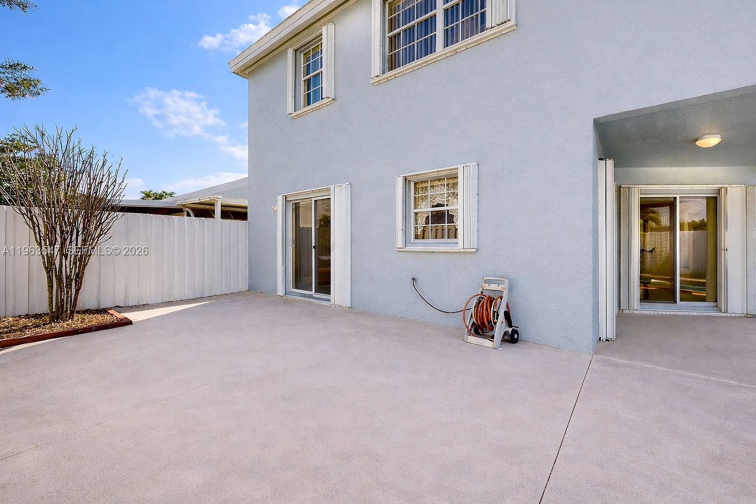CORAL CREEK - Residential