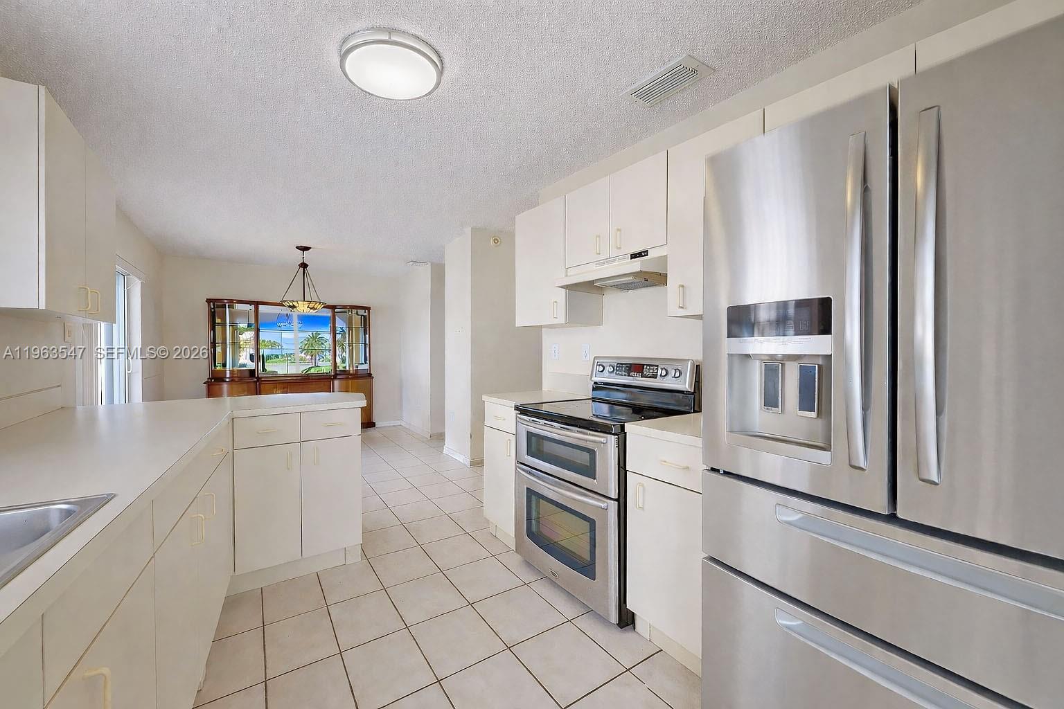 CORAL CREEK - Residential