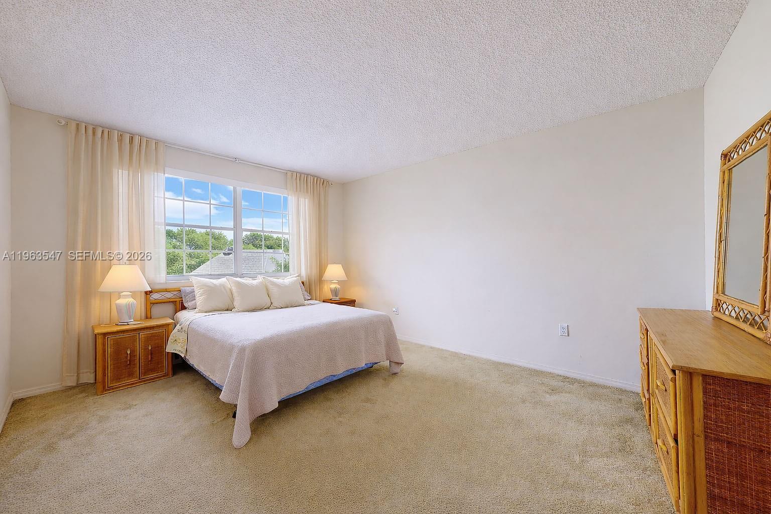 CORAL CREEK - Residential