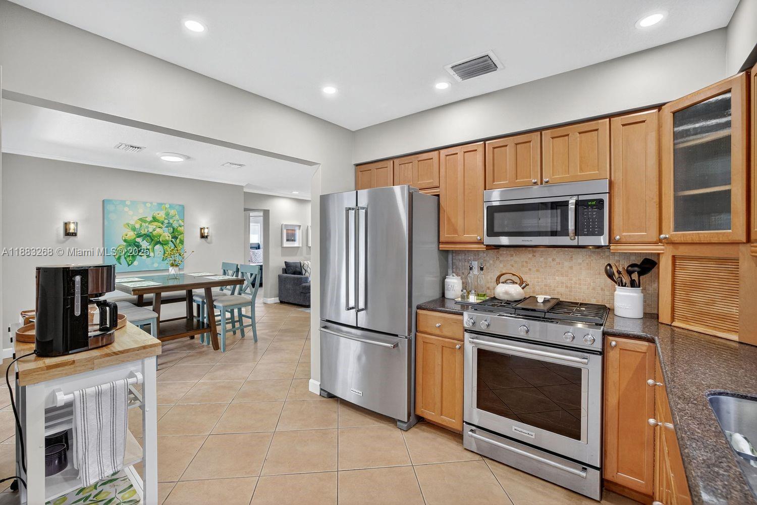 NORTH ANDREWS GARDENS 2ND - Residential