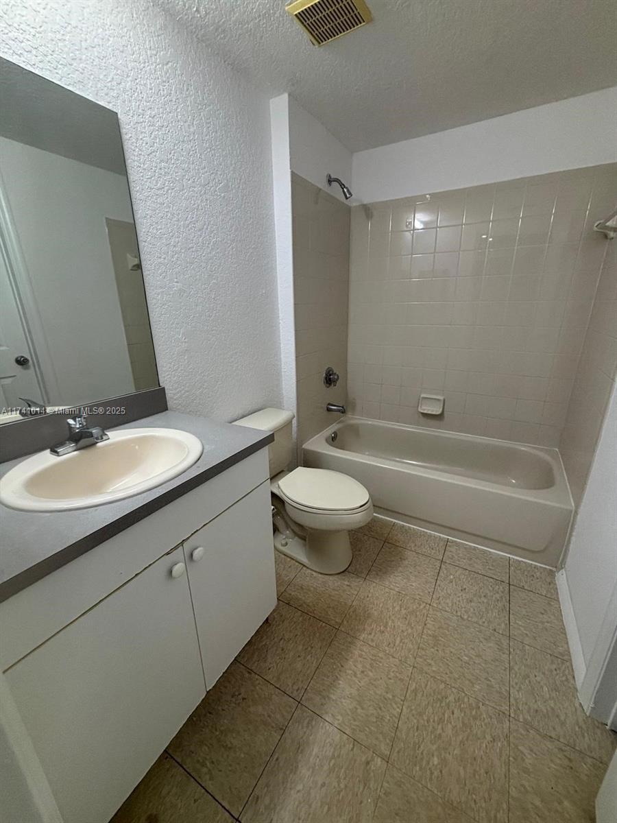BELMONT AT NORTH LAUDERDA - Residential