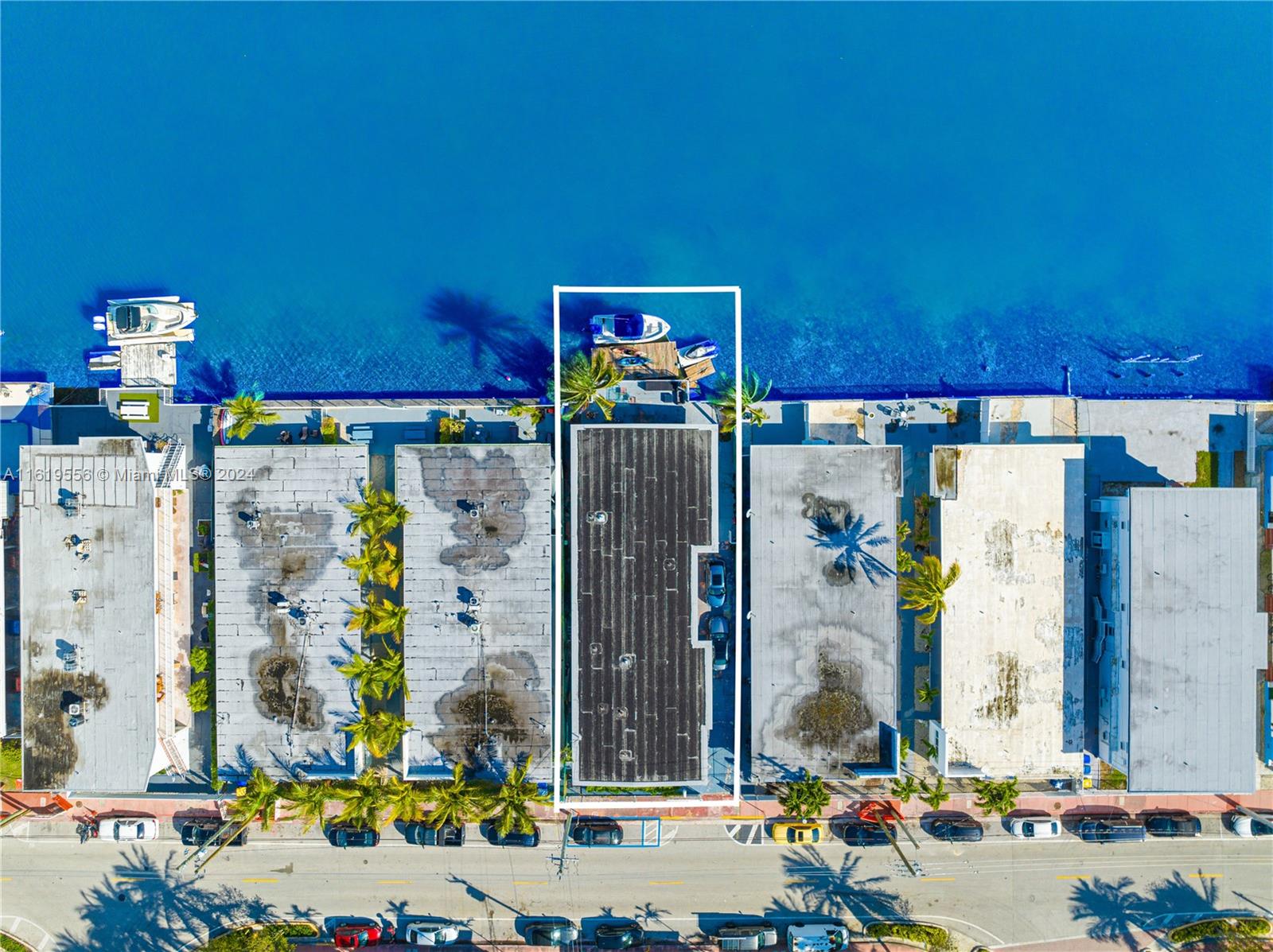 BISCAYNE BCH SUB - Residential