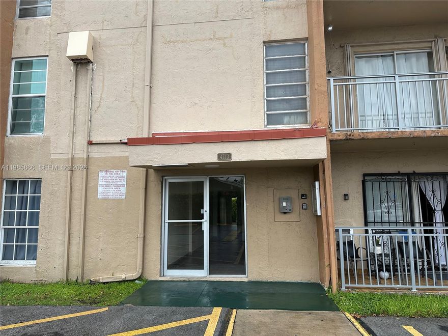 Move-in ready and spacious 2-bedroom, 2-bathroom corner unit located on the fourth floor, featuring a private balcony and abundant natural light throughout. This well-maintained residence is situated in a gated community with a secure lobby entrance for added peace of mind.
Conveniently located just minutes from the airport, as well as the Dolphin and Palmetto Expressways, offering easy access to major routes and nearby amenities. Please note: no pets allowed and only one assigned parking space. HOA approval is required.
Ideal for those seeking comfort, convenience, and accessibility in a highly desirable area.