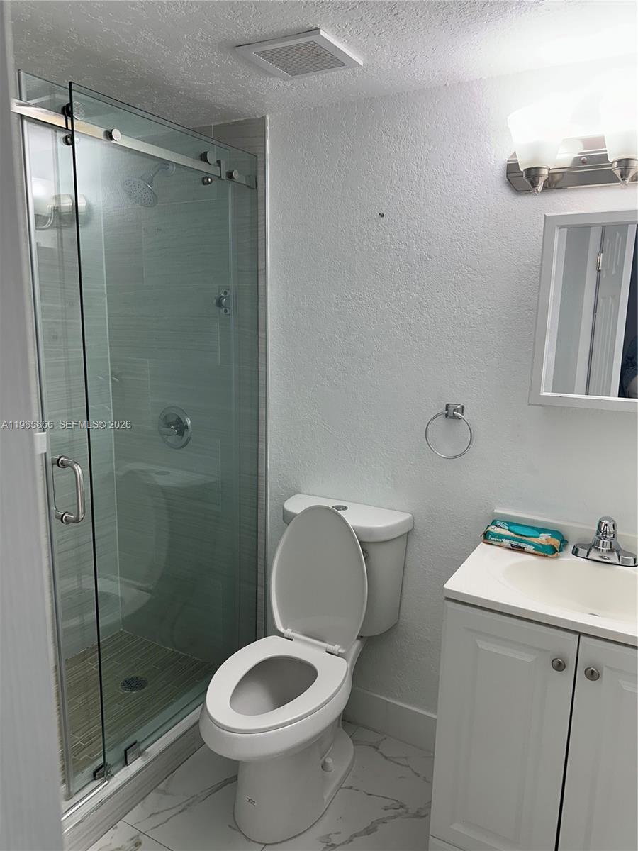 SUNSET VILLAS CONDO - Residential Lease