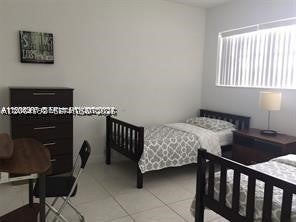 200 S Shore Dr 7
