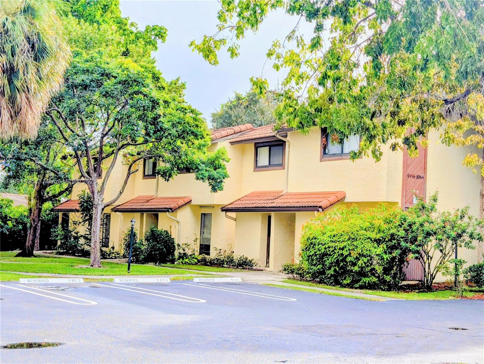 INVESTOR-FRIENDLY, CENTRALLY LOCATED & MOVE-IN READY! Updated home near shopping, dining, parks, schools, highways, airports, and beaches. Enjoy peace of mind with ALL NEW: A/C, water heater, washer & dryer, stainless steel appliances, and Plus, new upstairs flooring too. Features a bright open layout, large storage room, and a pet-friendly community with plenty of guest parking, upgraded driveways, and new walkway lighting. Lease immediately after purchase for excellent flexibility and income potential. Don’t miss this move-in-ready home in a prime central location—schedule your showing today!