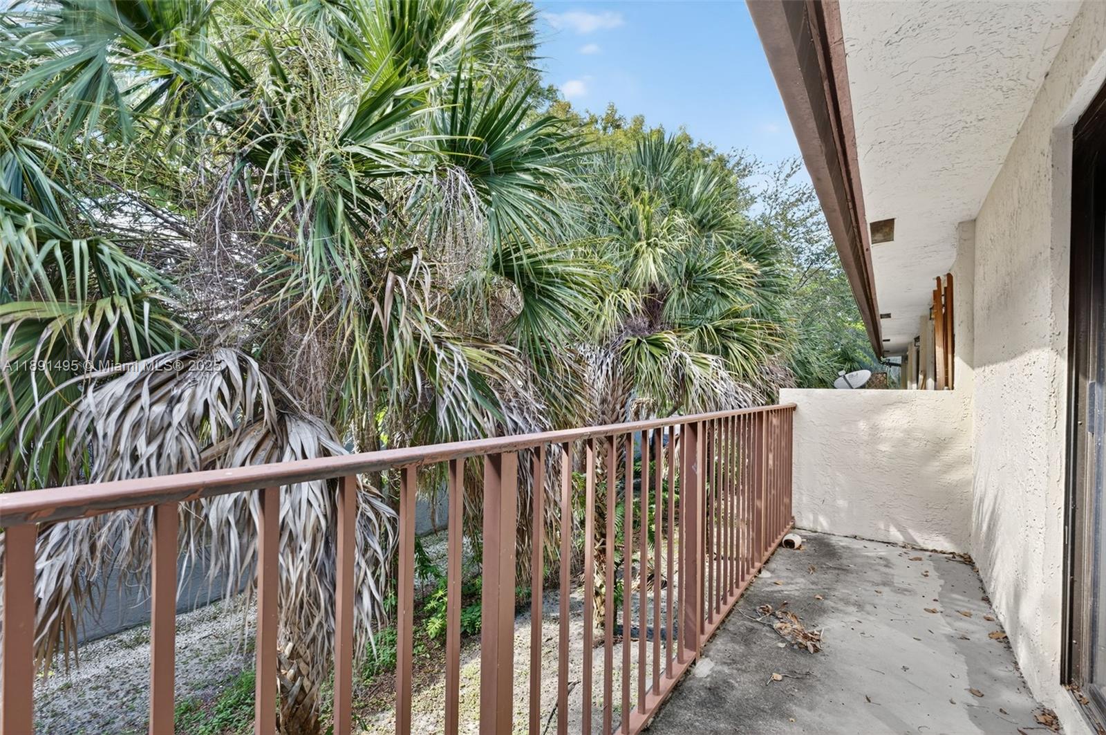 EAGLE VILLAGE OF CORAL SP - Residential