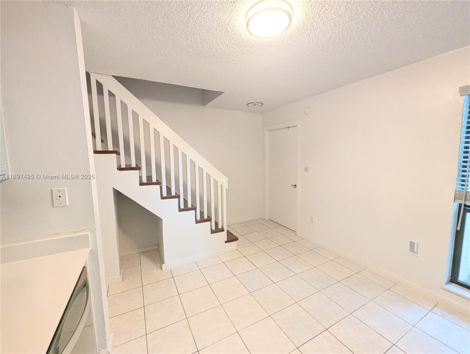 EAGLE VILLAGE OF CORAL SP - Residential