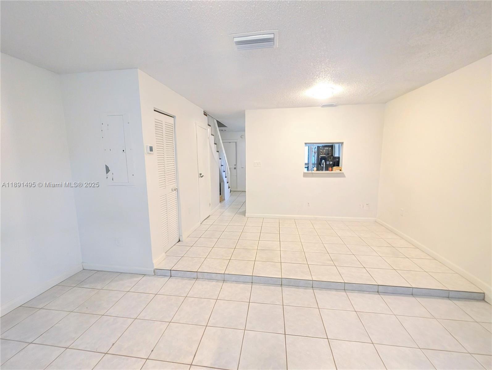 EAGLE VILLAGE OF CORAL SP - Residential