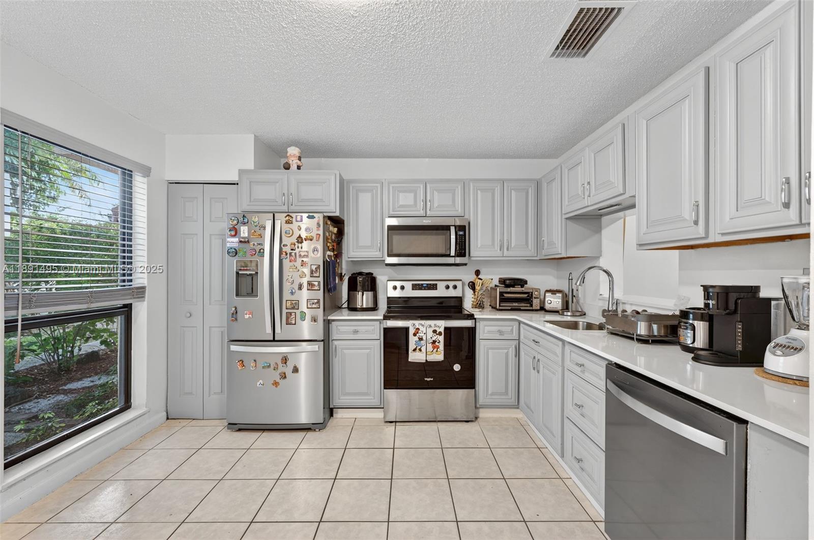 EAGLE VILLAGE OF CORAL SP - Residential