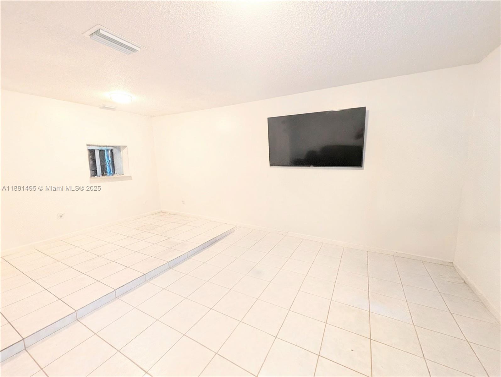 EAGLE VILLAGE OF CORAL SP - Residential