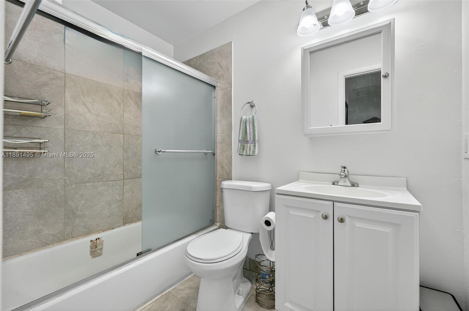 EAGLE VILLAGE OF CORAL SP - Residential