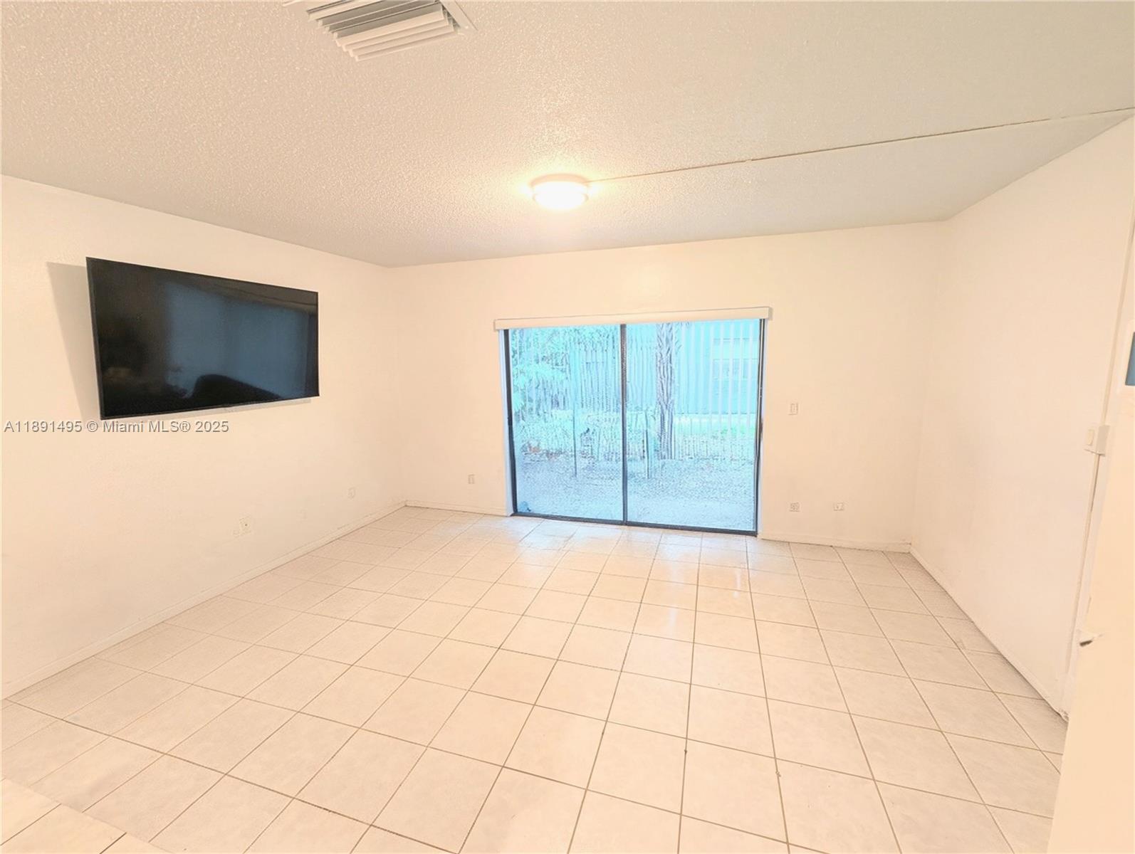 EAGLE VILLAGE OF CORAL SP - Residential