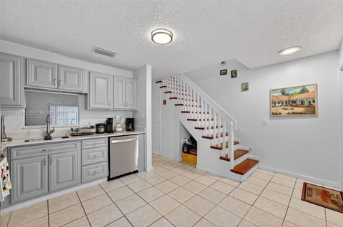 8958 W Sample Rd 8958 Coral Springs FL 33065