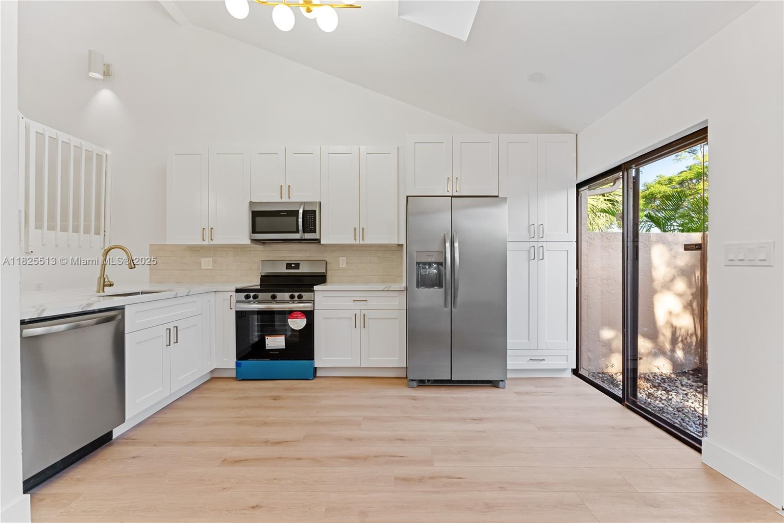 BONAIRE VILLAGE AT WOODMO - Residential