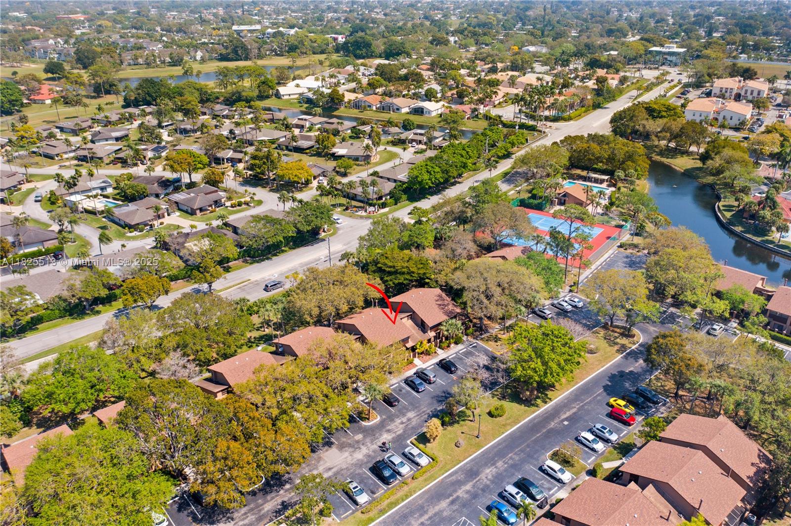 BONAIRE VILLAGE AT WOODMO - Residential