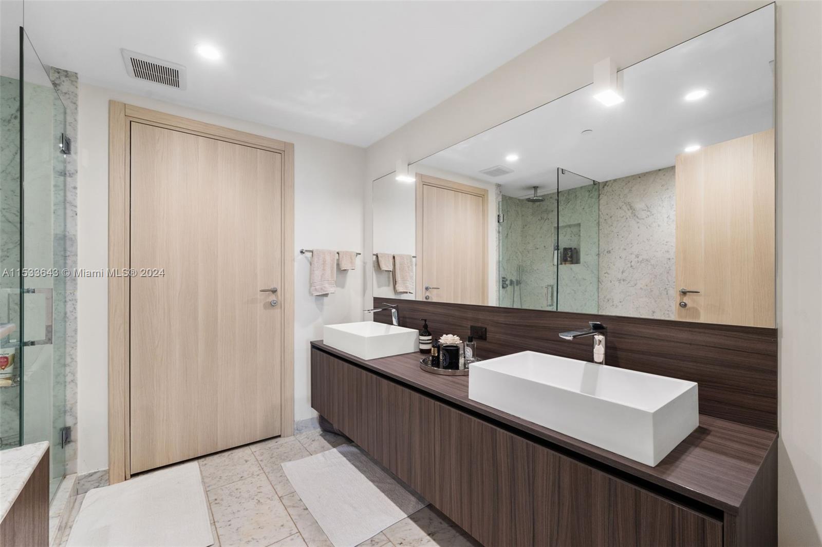 BRICKELL FLATIRON CONDO - Residential
