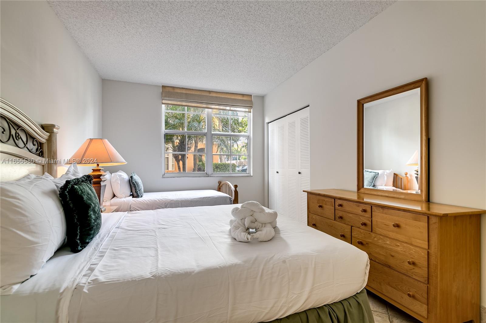 THE YACHT CLUB AT AVENTUR - Residential Lease