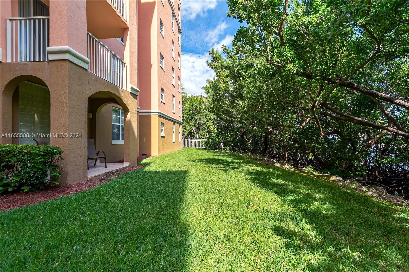 THE YACHT CLUB AT AVENTUR - Residential Lease