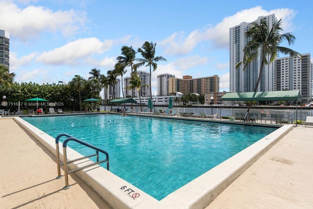 OCEANVIEW PARK CONDO - Residential