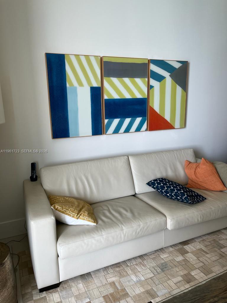 TDR TOWER III CONDO - Residential