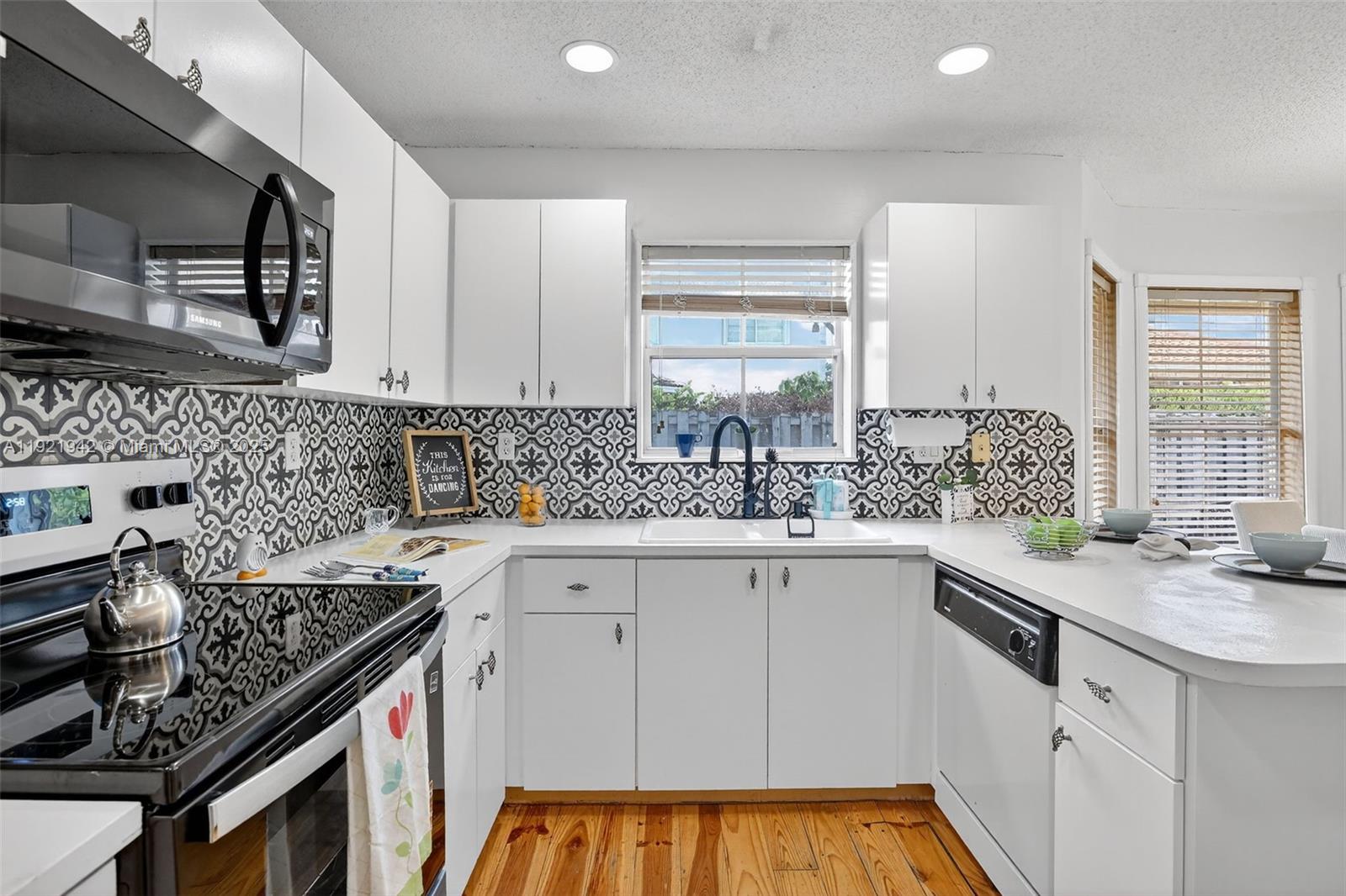 WEST PARK-WEST PARCEL - Residential Lease