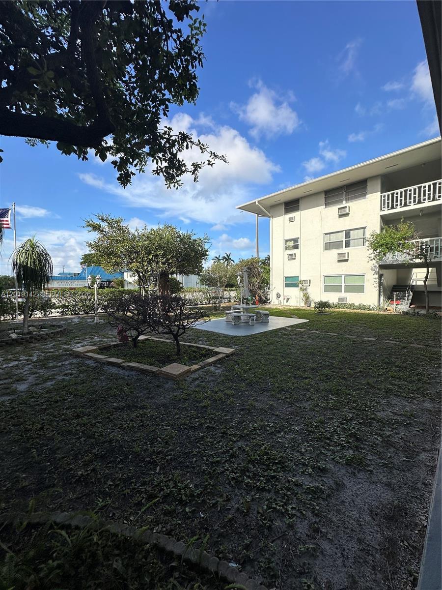 HAVEN HOUSE NO 1 CONDO - Residential