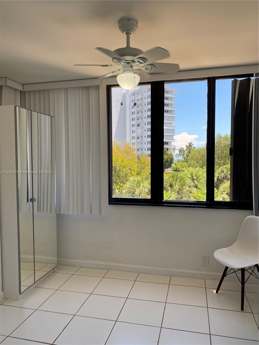 Key Biscayne, Florida 33149, United States, 2 Bedrooms Bedrooms, ,2 BathroomsBathrooms,Residential,Active,68796