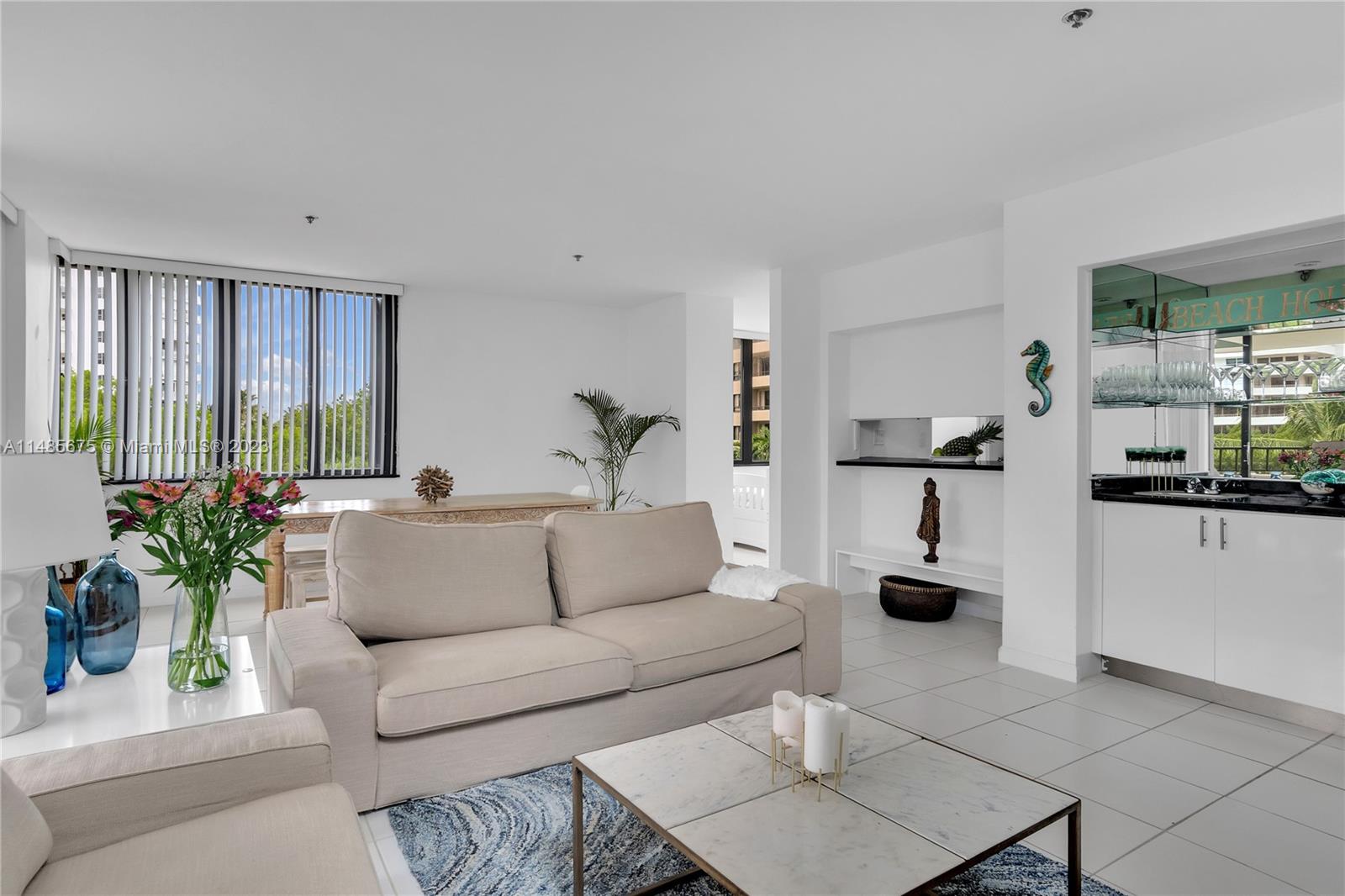 Key Biscayne, Florida 33149, United States, 2 Bedrooms Bedrooms, ,2 BathroomsBathrooms,Residential,Active,68796