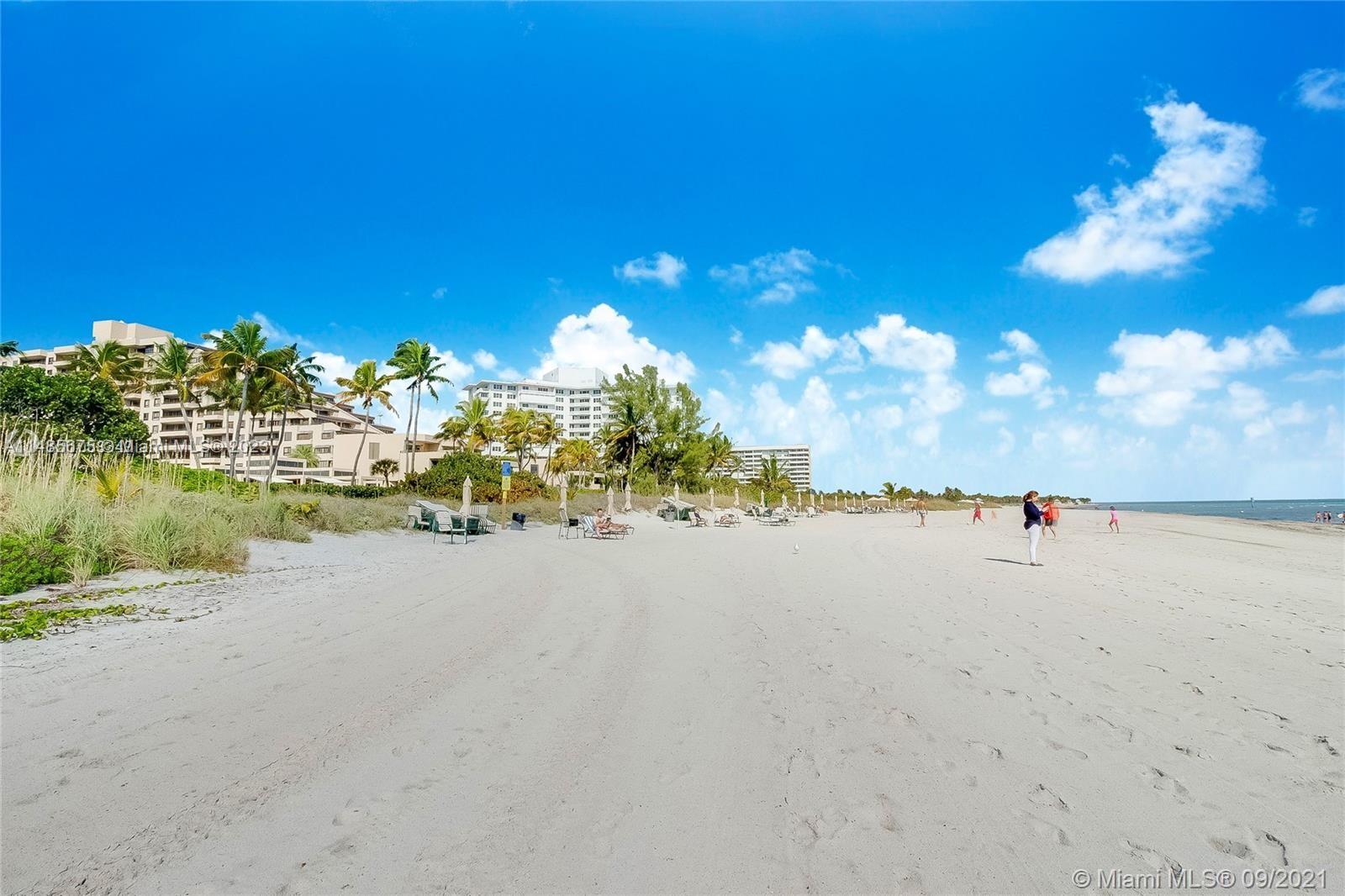 Key Biscayne, Florida 33149, United States, 2 Bedrooms Bedrooms, ,2 BathroomsBathrooms,Residential,Active,68796