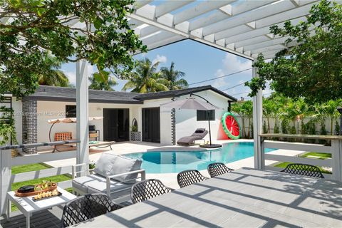 Single Family Residence in Hallandale Beach FL 633 4th St.jpg
