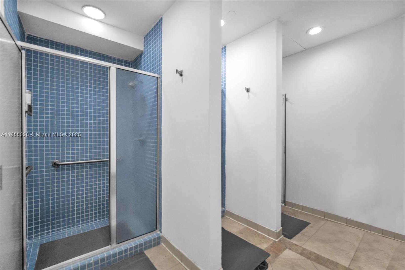 SOLIMAR CONDO - Residential