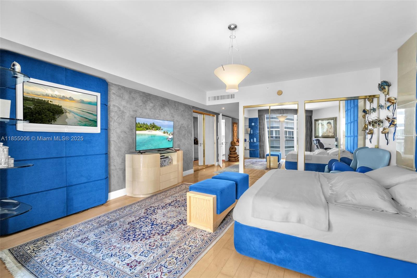 SOLIMAR CONDO - Residential