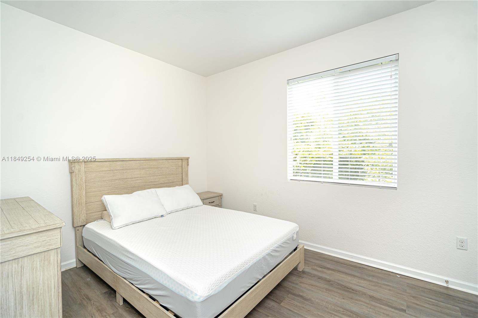 PRINCETON - Residential