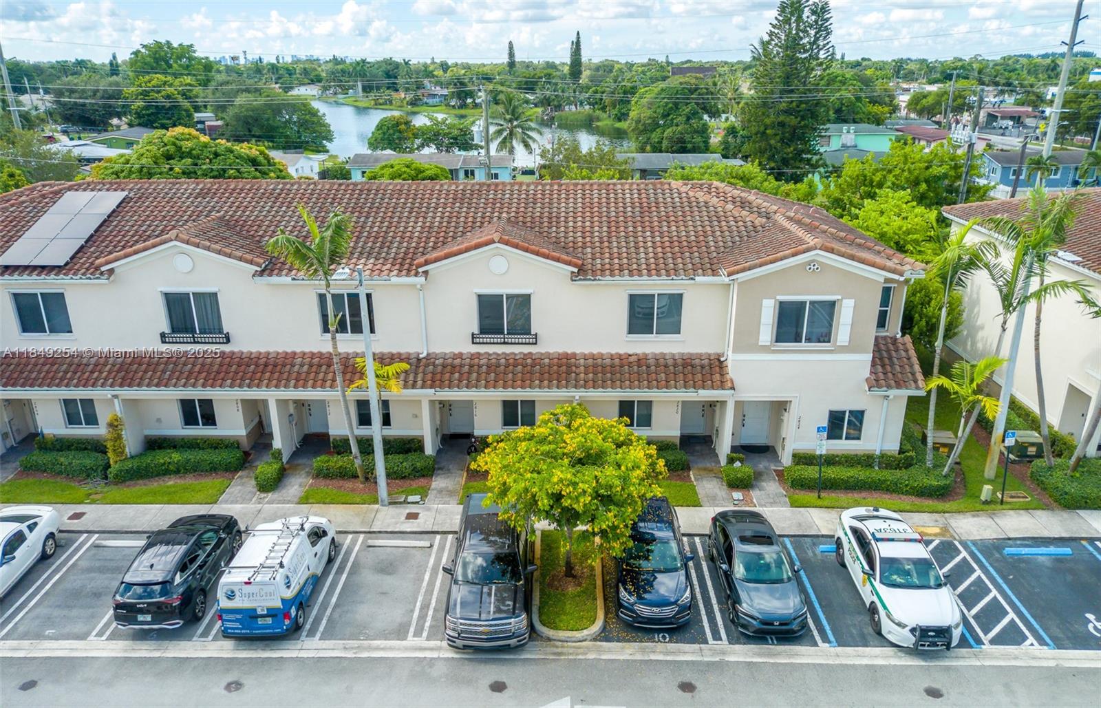 PRINCETON - Residential