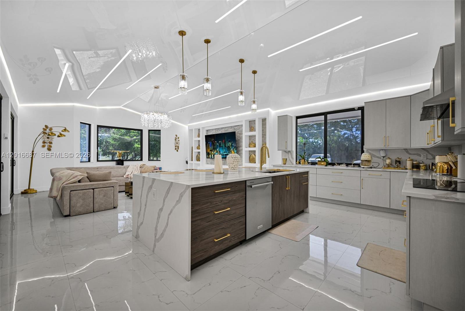 Lindbergh's Landing - Residential