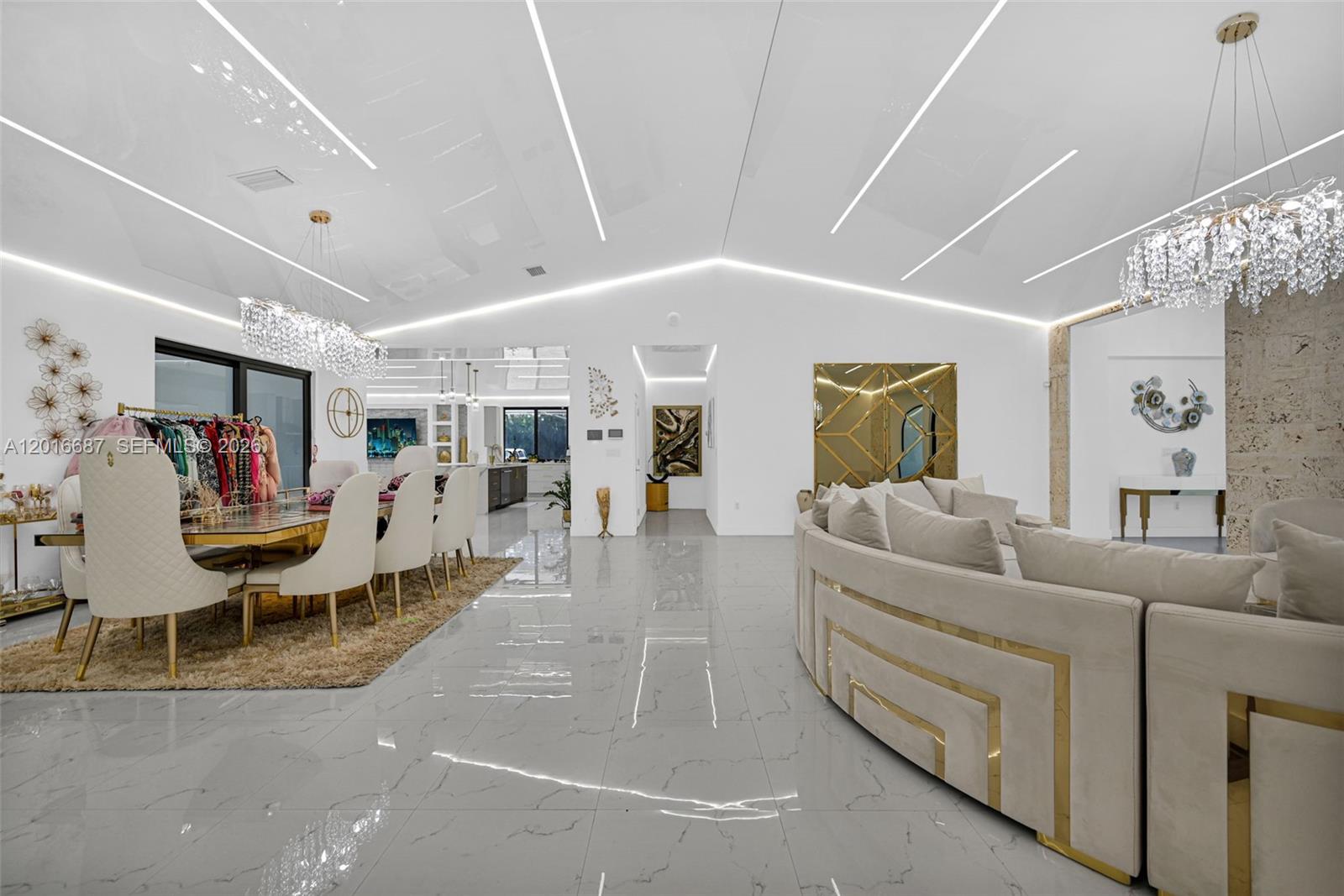 Lindbergh's Landing - Residential